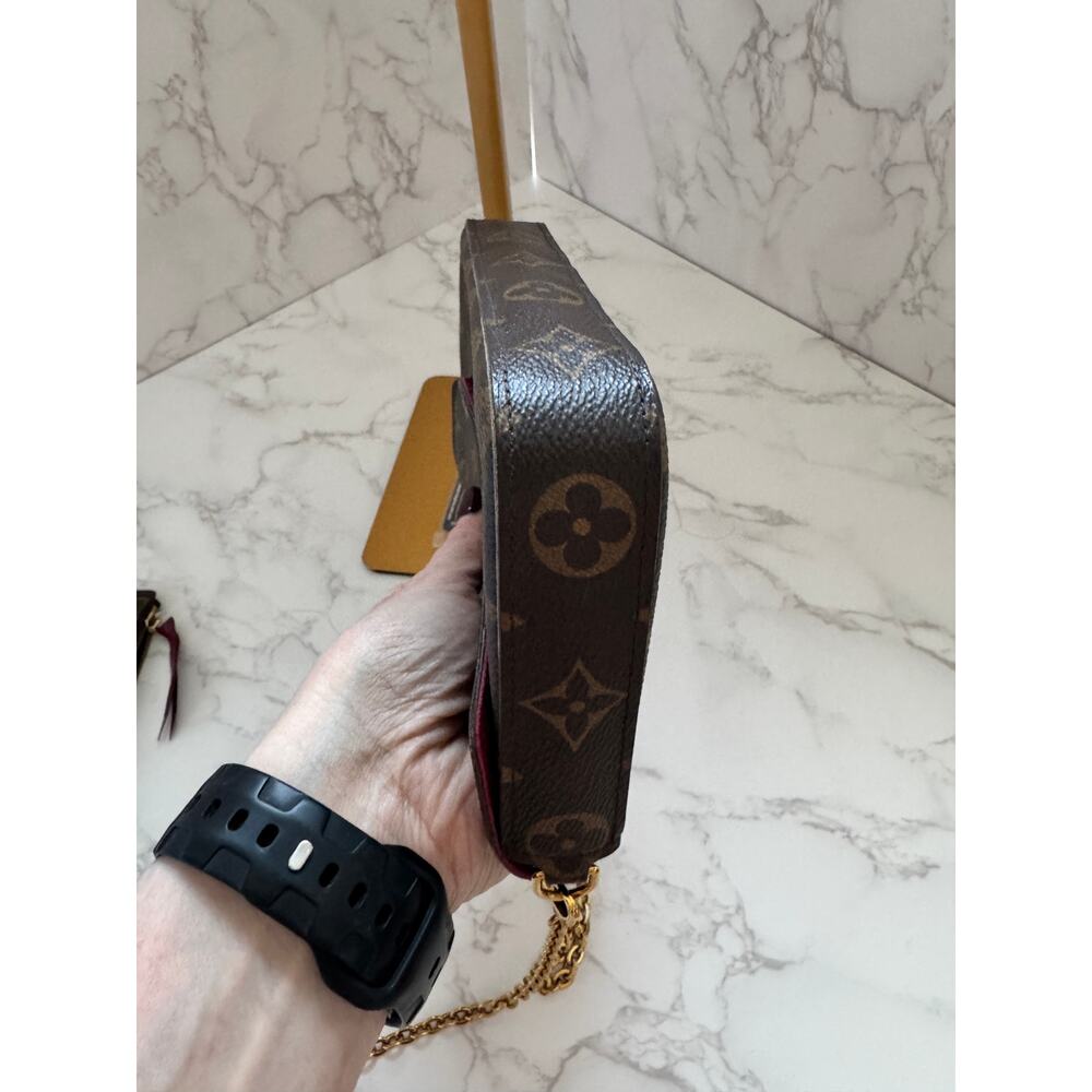 Louis Vuitton Monogram Felicie Pochette - Picture 11 of 16